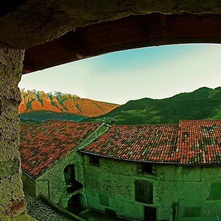 Casa Del Borgo Domenica Holideal * Tremosine