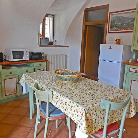 Casa Del Borgo Domenica Holideal * Tremosine
