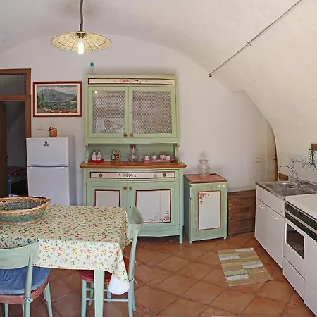 Casa Del Borgo Domenica Holideal * Tremosine